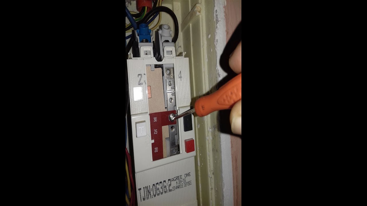 comment régler le disjoncteur de branchement sur l’intensité souhaitée