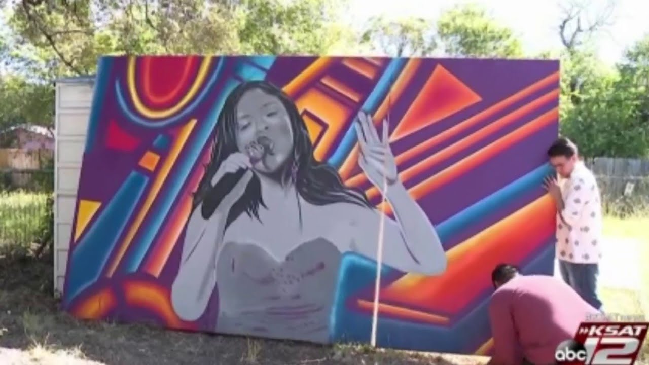 New murals placed at historic Alameda Theater