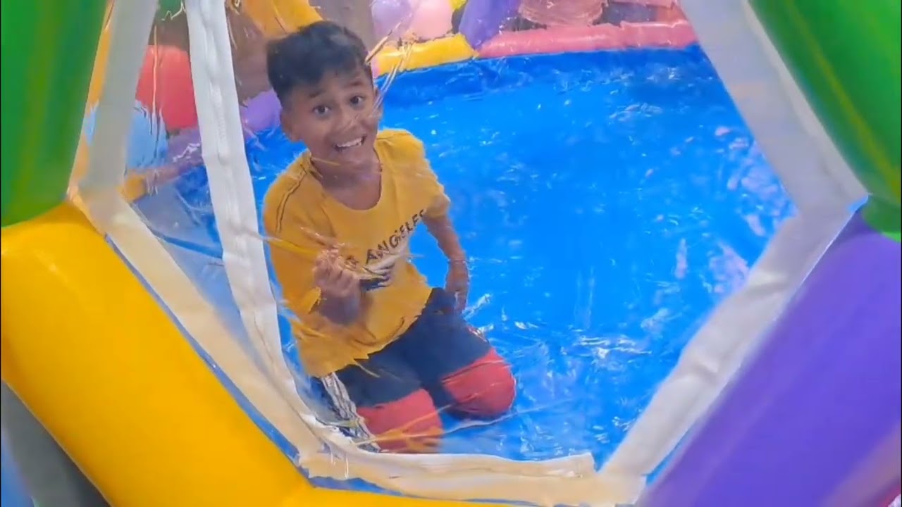 Playground City Garden Eat & Play di plaza kalibata. 