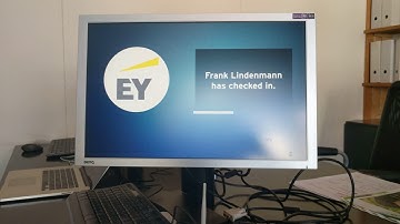 Guest List App for Events - live guest check-in on HD screen