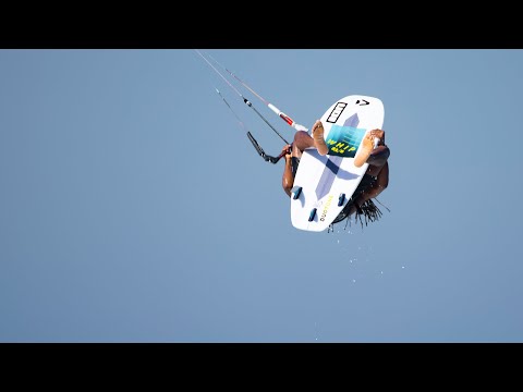 Video: Kiteboarding on Kite Beach, Cabarete: oppitunteja, kouluja, vinkkejä ja minne yöpyä