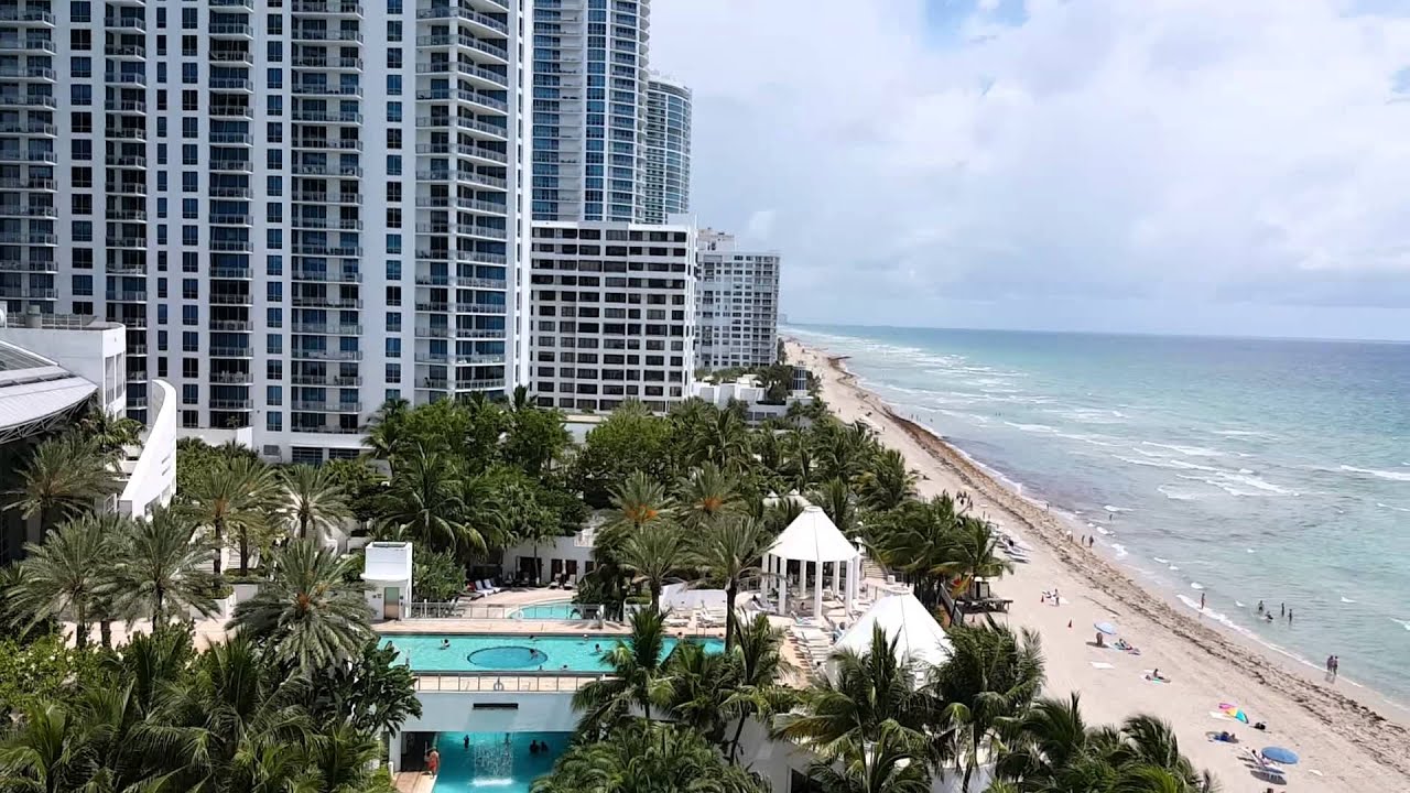 Walking around the hotel in Florida - YouTube