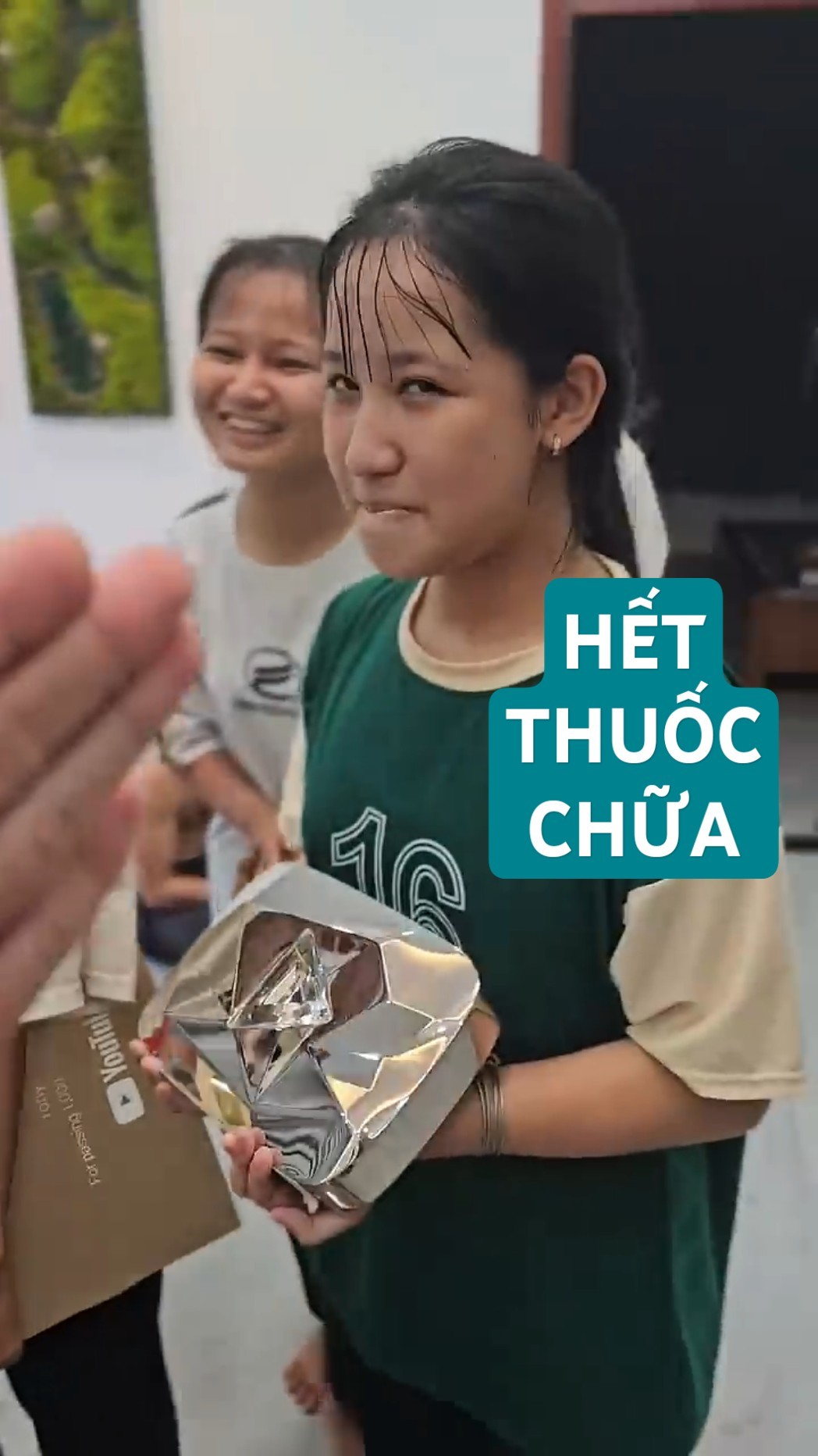 Làm việc kiểu này sao không đuổi việc được đây Cunu #tonytv #teamtony