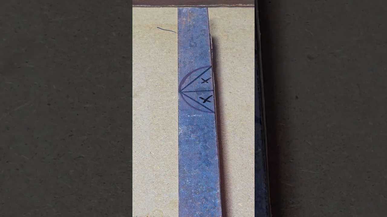 Very Easy 90°Cutting angle iron 