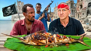 Eating with a Somali Pirate in Somalia!!