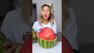 لقد قامت الفتاة بمقلب في امها 