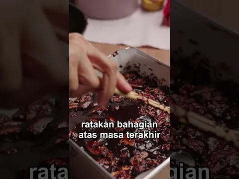 Kek Batik: Tekan Ringan Saja
