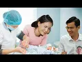Download Lagu Ly Tu Diem dan CEO Toan memandikan putra mereka yang baru lahir dan anak laki-laki itu sangat menikm