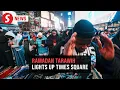 Muslims gather in New York s Times Square for first Tarawih prayers