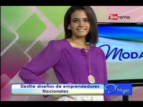 Desfile diseños de emprendedores nacionales