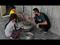 Discovering the secret to treating stomach pain with acorn bread:Mustafa's discovery