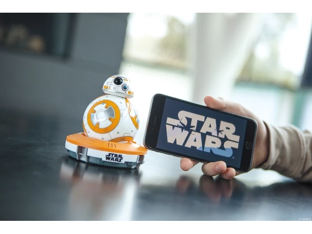 BB-8 App-Enabled Droid || Built by Sphero