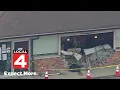 Minivan crashes into cafe in Wayne County diners inside unhurt