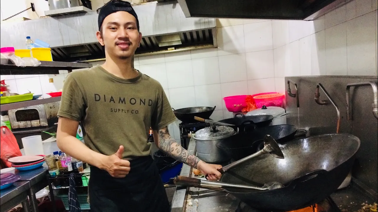 ANJAYYY !! TEMPAT KAKI LIMA, SKILL BINTANG LIMA - YANG MASAK MANTAN KOKI DI BRUNEI DARUSSALAM !!. 