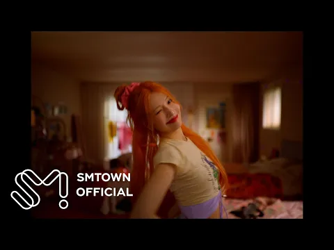Video Thumbnail: JOY 조이 'Love Splash!' MV