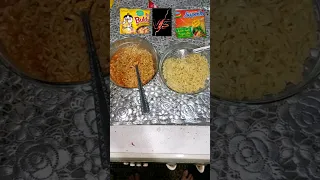 مقارنة بين النودلز الكوري الأصفر والاندومي المصري  مقارنة بين النودلز الكوري الأصفر والاندومي المصري