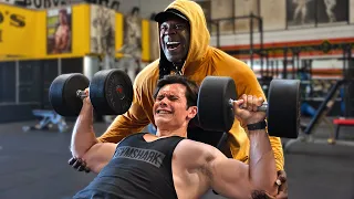 Training Chest W Kai Greene