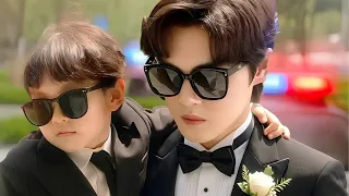 UM Bilionário Escondeu Seu Filho Secreto... Até O Dia Do Casamento!