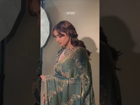 💚 PURE BLISS #ayeshakhan in a #saree #photoshoot #shorts #fashion