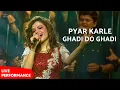 Download Lagu Zindagi Ki Na Toote Ladi Pyar Karle Ghadi Do Ghadi - Palak Muchhal Live Performance Zee Cine Awards