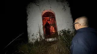 A LENDA DA CAPELA DO MAL, ENTIDADE DAS TREVAS SE MANIFESTOU