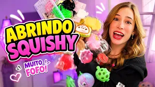 Abrindo squishys! São muitos! 