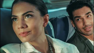 بتتدخل رهان مع صحابها انها توقع اجمل شاب في الحفله   بالصدفه نفس الشاب بيكون داخل رهان عليها   دندنها