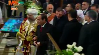 بالفيديو    السيسي يفاجئ الكاتدرائية بالحضور فى قداس عيد الميلاد المجيد للتهنئة بعيد الميلاد المجيد دندنها
