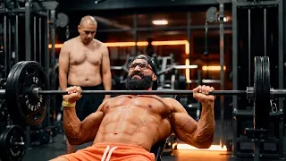 Cómo Entrenar Todo el PECHO en 45 Minutos Después de los 40