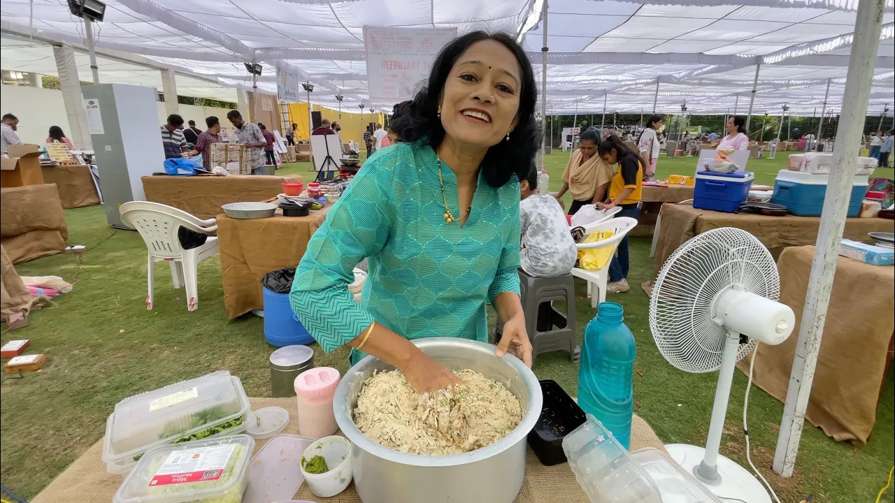 Meet Leena Powar: Financial Consultant Serving Authentic Maharashtrian Food