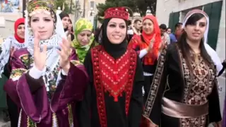 من اغاني النسوه في العرس الفلسطيني   فلسطين تراث وامجاد دندنها