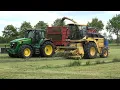 Download Lagu Gras hakselen met een New Holland FX450 en 2 John Deere trekkers met Schuitemaker wagens (2025)