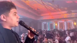 عمر كمال يغني الكلام لو كان يعبر عن الحنان لشيرين بصوت رائع شاهد حفلته في العراق 