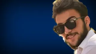 حاسس في بقلبي لهفه عم تدفعني اني روح وميلا بايدي واعزمها  حاسس في بقلبي لهفه عم تدفعني اني روح وميلا بايدي واعزمها