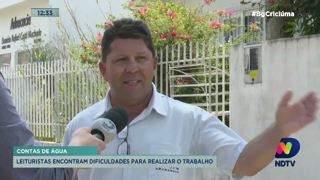 Trabalhadores do Samae de Araranguá encontram dificuldades para fazer a leitura de hidrômetros