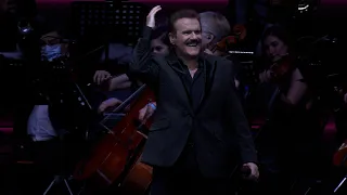 pimpinela a esa ahora decide valiente en vivo 