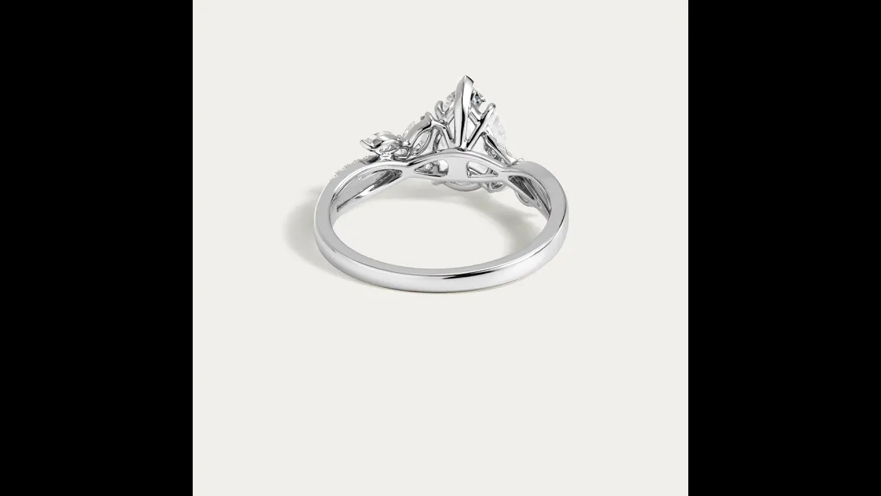 Bette丨Pear Cut Lab Diamond Twisted Vine Engagement Ring