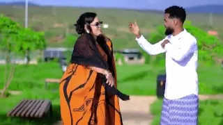 bishaar awal iyo idil ayruush dhaanto cusub oo jacyl ah officaill video 2026