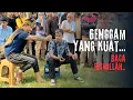 Download Lagu Street Magic Show, weapon immune