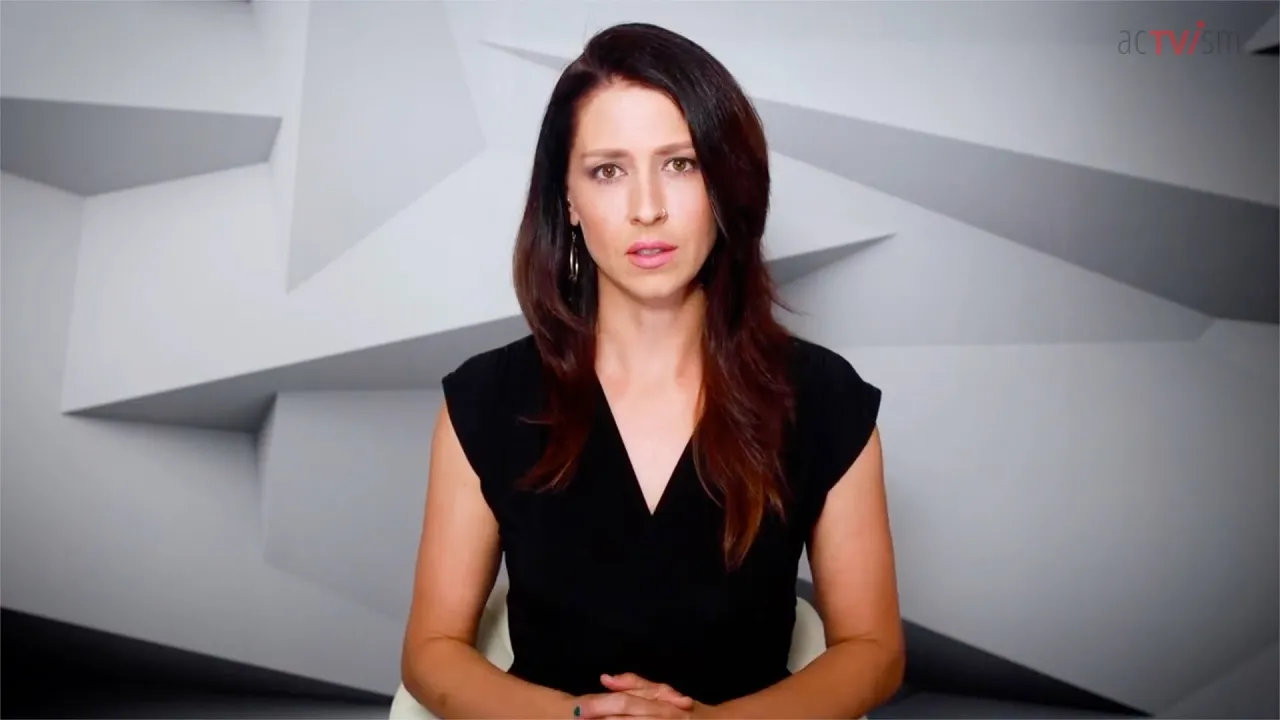 Abby Martin: Arktischer Krieg, Hilfe für Israel Herausforderung, Armee VR Geldgrube Abby Martin: Arktischer Krieg, Hilfe für Israel Herausforderung, Armee VR Geldgrube