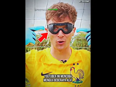 Youtuber Ini Menguji Alat Yang Sering Di Gunakan Oleh Penjaga Gawang 😱
