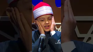 صوت ملائكي لهذا الطفل الصغير اسمع وحكم بنفسك The Noble Qur An A Quiet Reading T At Comforts Short 