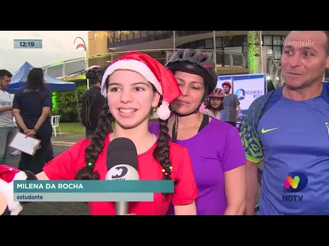 Movimenta Bike de Natal: ciclistas passaram pelas ruas decoradas de Joinville