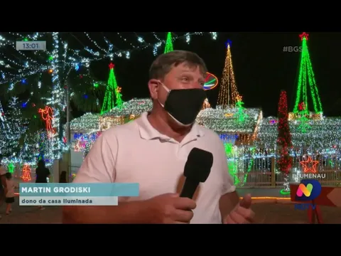 Iluminação natalina leva esperança em Blumenau