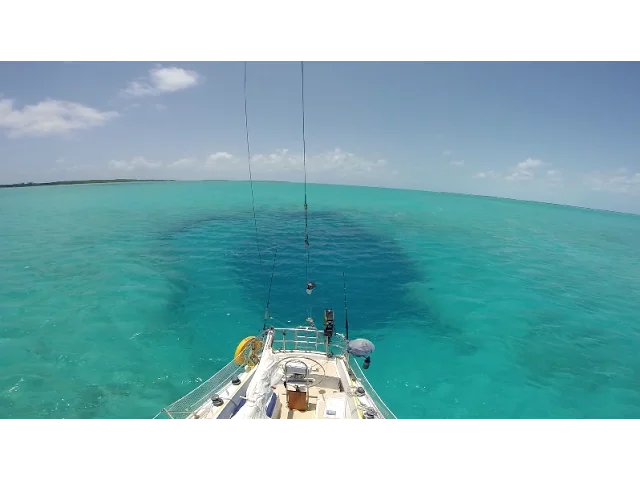 BLUE HOLE EXPLORING