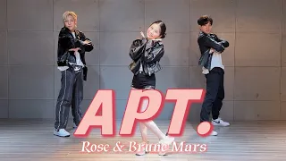 APT ROSÉ BRUNO MARS DANCE 白菜Diva Feat 阿獎Adam 藝臻Aaron 