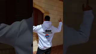 انا شايل روحك علي كتفي 