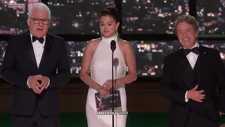 selena gomez presenting emmy 2022