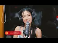 Jolianne and Arthur Nery perform "Palayo sa Mundo" LIVE on Wish 107.5 Bus