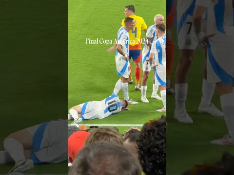 es difícil ver cómo Leo va cerrando etapas. 🥺#futbol #messi #argentina #seleccion #despedida